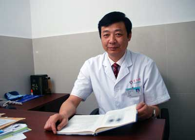 胡勇 副主任医师 复大肿瘤医院医疗四科主任
