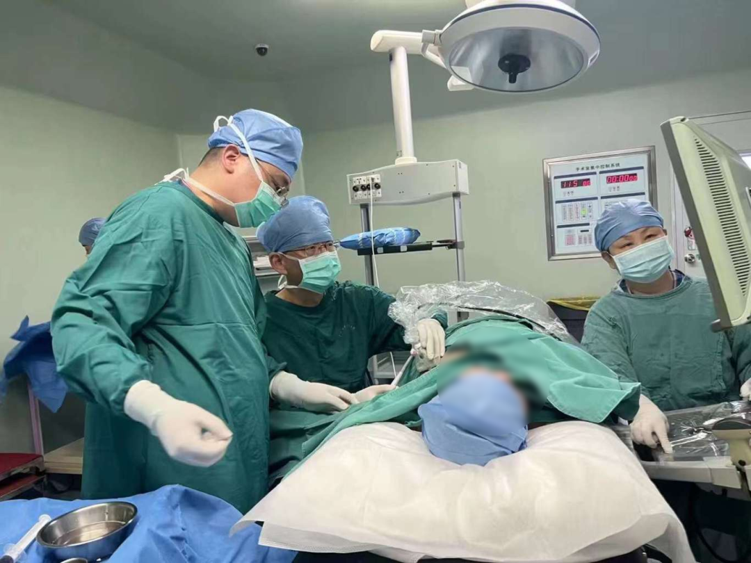 大肠癌是由什么原因引起的？